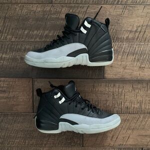 Nike Black and Gray Sneakers